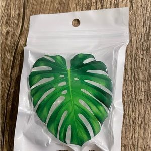 Monstera phone grip